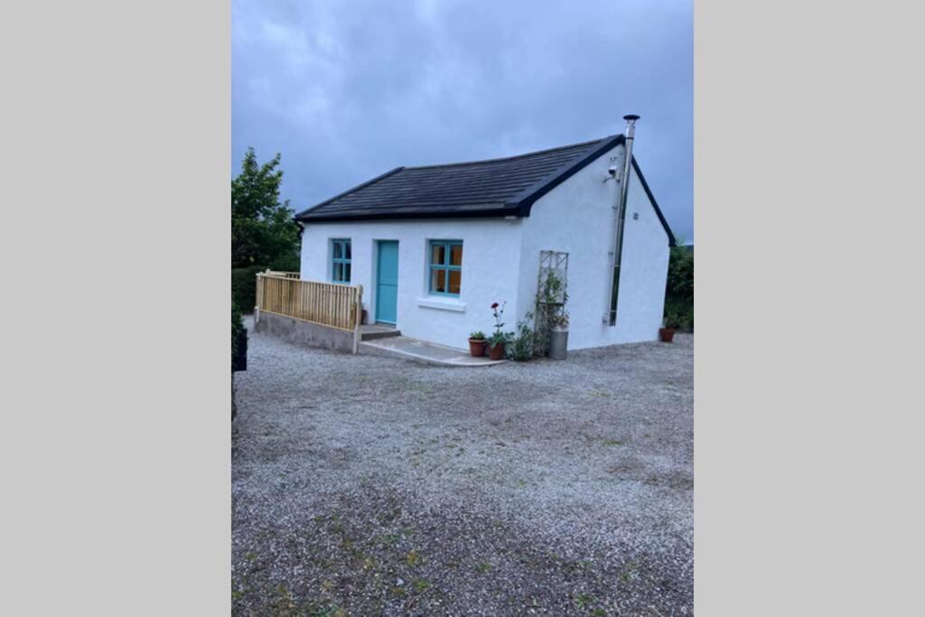 Dungarvan,Beautiful Cottage Near Comeragh Mountains Coolnasmear Buitenkant foto